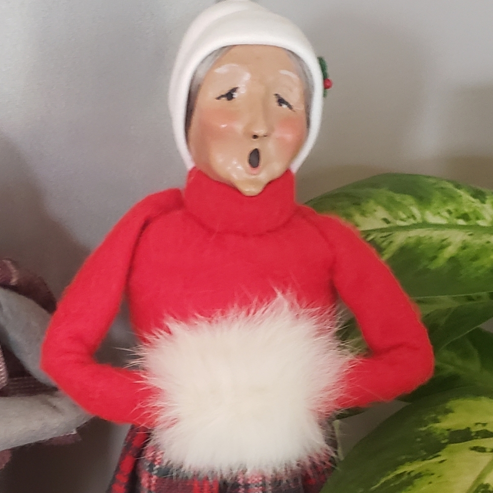 Byers' Choice Grandparent Ice Skater